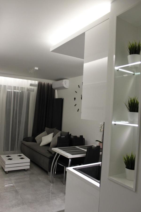 Apartament Wroclaw Centrum Galeria Magnolia 外观 照片