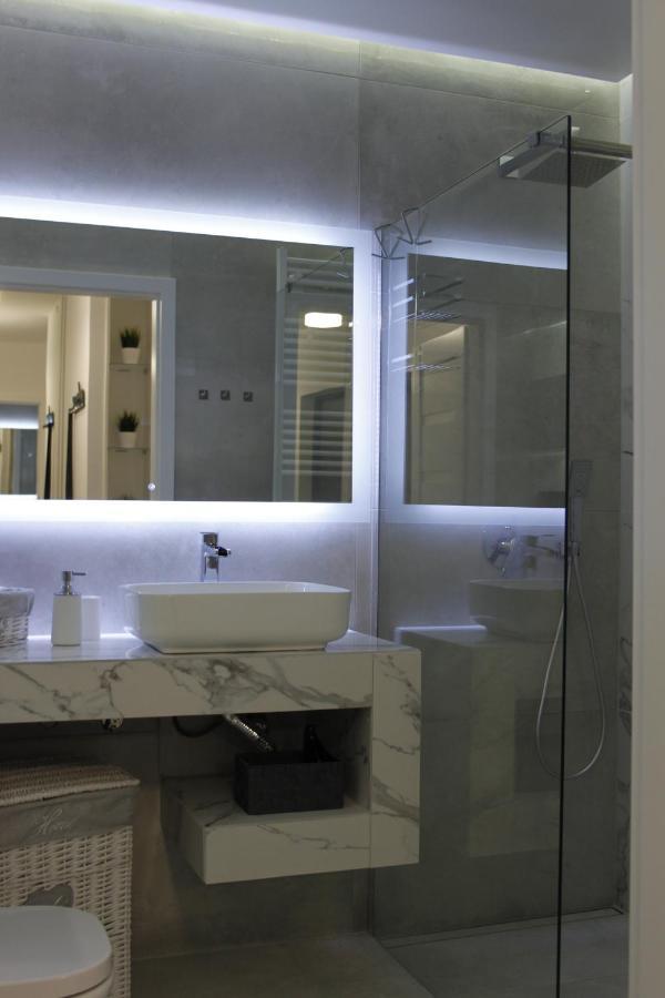 Apartament Wroclaw Centrum Galeria Magnolia 外观 照片