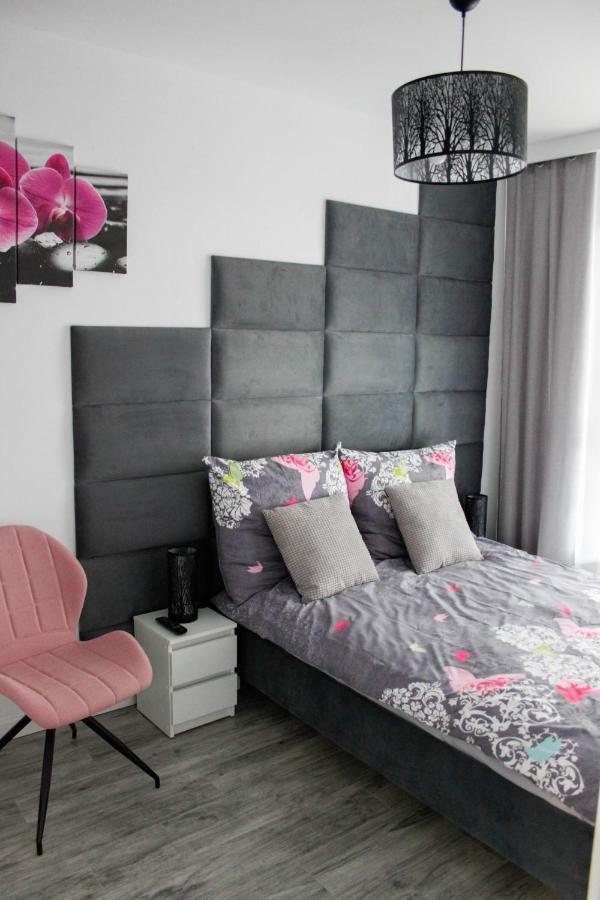 Apartament Wroclaw Centrum Galeria Magnolia 外观 照片
