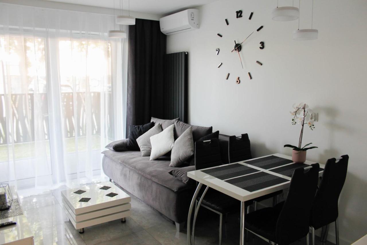 Apartament Wroclaw Centrum Galeria Magnolia 外观 照片